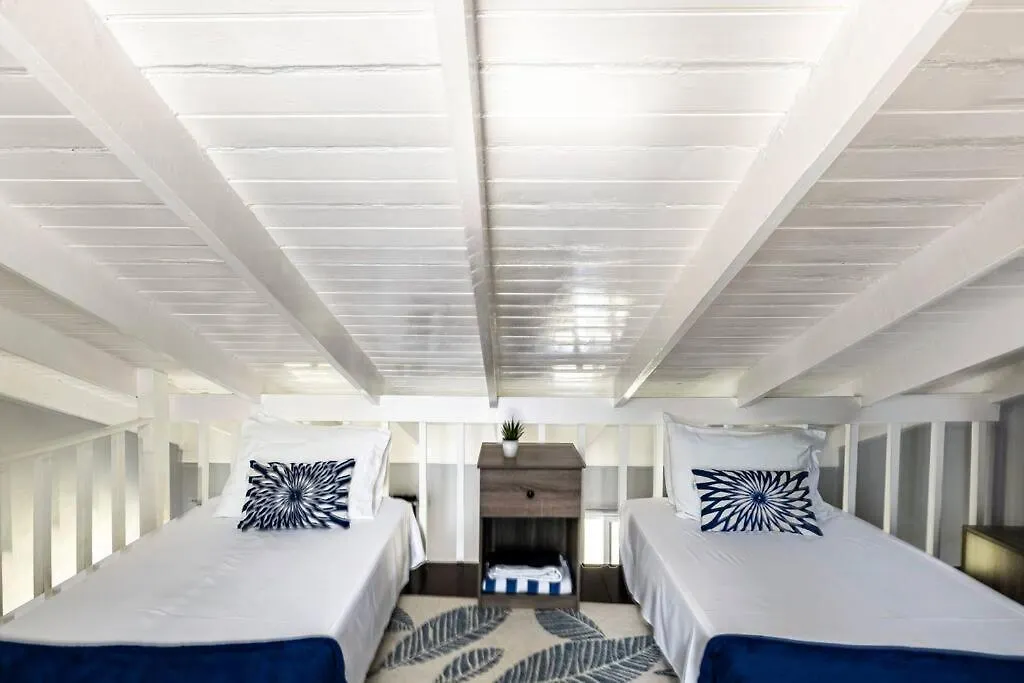 Apartamento Seaside Loft With Pool, Sea Castles, Montego Bay