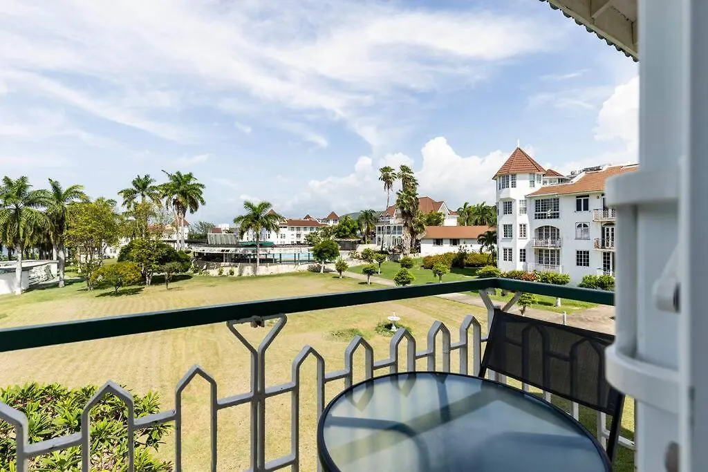 Apartamento Seaside Loft With Pool, Sea Castles, Montego Bay 0*,  Jamaica